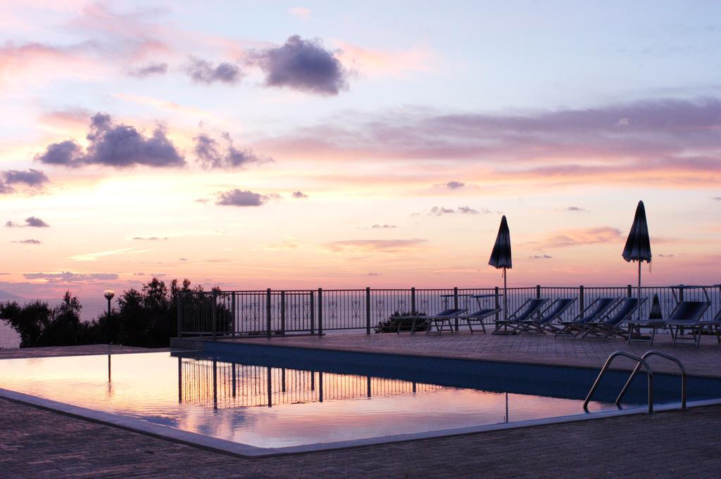 Agriturismo Ninea Ricadi Dış mekan fotoğraf